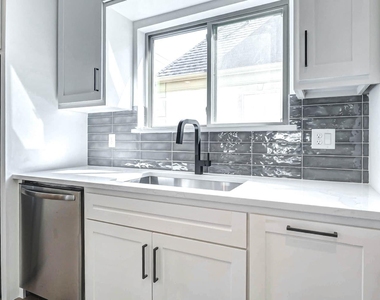 5634 Dolores Street - Photo Thumbnail 14