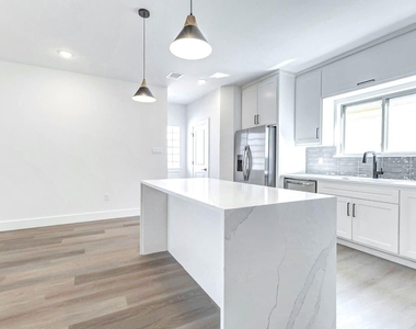 5636 Dolores Street - Photo Thumbnail 35