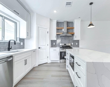 5636 Dolores Street - Photo Thumbnail 37