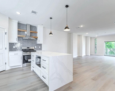 5636 Dolores Street - Photo Thumbnail 36