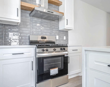 5636 Dolores Street - Photo Thumbnail 38