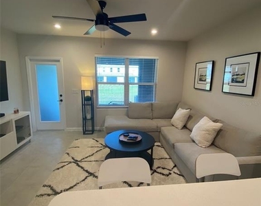 12245 Grizzly Lane - Photo Thumbnail 5