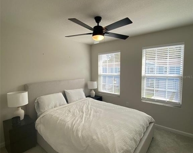 12245 Grizzly Lane - Photo Thumbnail 8