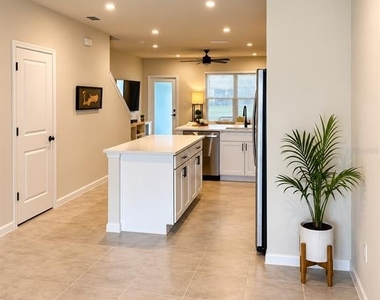 12245 Grizzly Lane - Photo Thumbnail 2