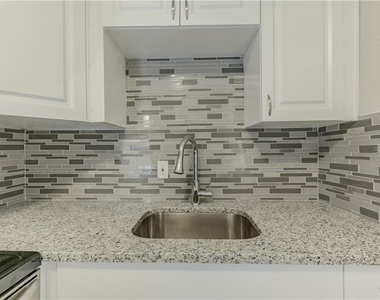 7408 S Sherrill Street - Photo Thumbnail 8