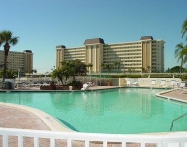 4775 Cove Circle - Photo Thumbnail 25