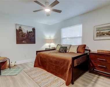 2652 Concorde Court - Photo Thumbnail 15