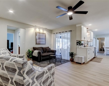 2652 Concorde Court - Photo Thumbnail 10