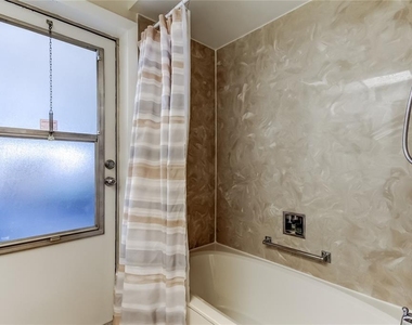 2652 Concorde Court - Photo Thumbnail 18
