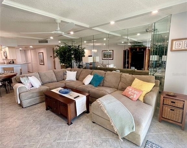 1290 Gulf Boulevard - Photo Thumbnail 9