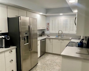 1290 Gulf Boulevard - Photo Thumbnail 5