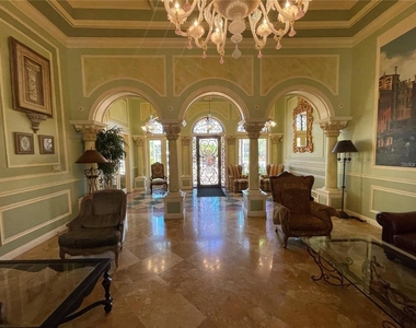 2755 Via Capri Drive - Photo Thumbnail 32