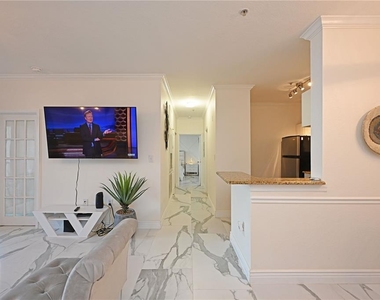 2755 Via Capri Drive - Photo Thumbnail 13