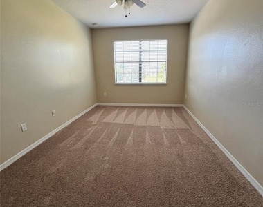2202 Seven Oaks Drive - Photo Thumbnail 16