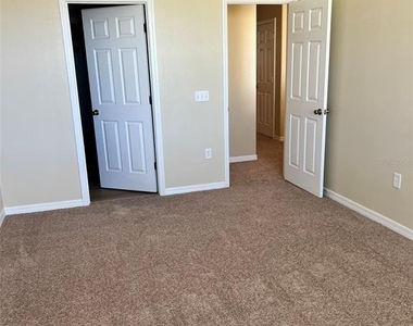 2202 Seven Oaks Drive - Photo Thumbnail 17