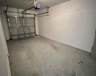 2202 Seven Oaks Drive - Photo Thumbnail 32