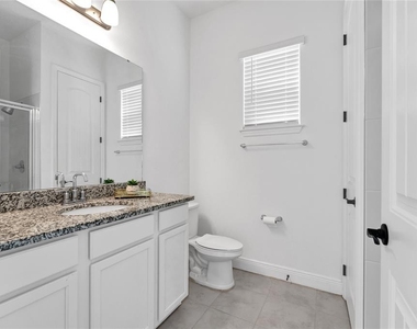 16324 Silver Grove Boulevard - Photo Thumbnail 32