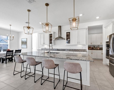 16324 Silver Grove Boulevard - Photo Thumbnail 7
