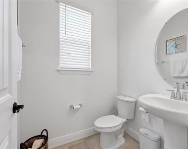 16324 Silver Grove Boulevard - Photo Thumbnail 28