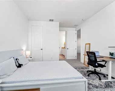 16324 Silver Grove Boulevard - Photo Thumbnail 18