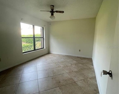 3100 S Semoran Boulevard - Photo Thumbnail 12
