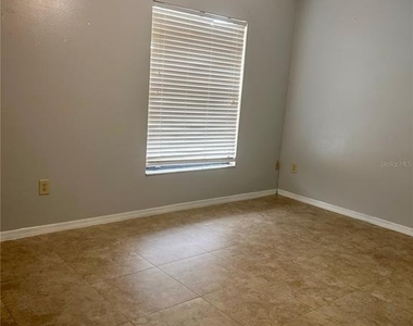 1701 Shady Ridge Court - Photo Thumbnail 11