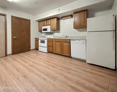 42 Nittany Drive - Photo Thumbnail 2