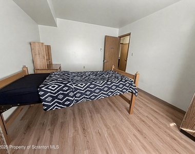 42 Nittany Drive - Photo Thumbnail 11