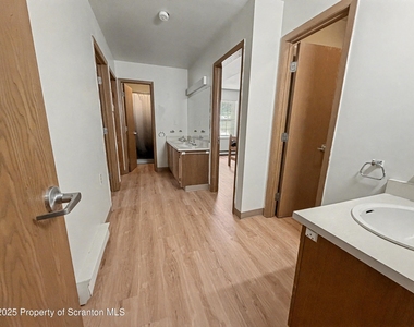 42 Nittany Drive - Photo Thumbnail 5