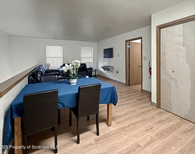 42 Nittany Drive - Photo Thumbnail 3