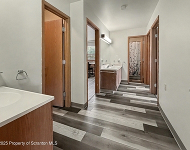 42 Nittany Drive - Photo Thumbnail 5