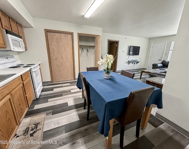 42 Nittany Drive - Photo Thumbnail 4