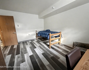 42 Nittany Drive - Photo Thumbnail 8