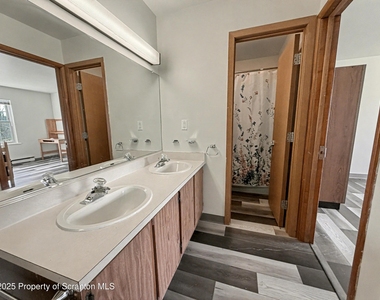42 Nittany Drive - Photo Thumbnail 6