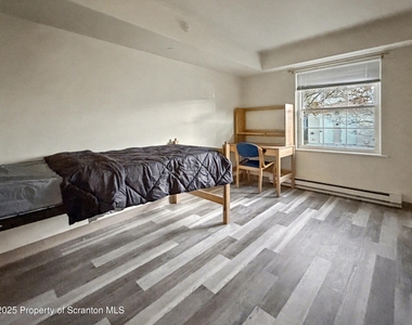 48 Nittany Drive - Photo Thumbnail 9
