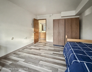 48 Nittany Drive - Photo Thumbnail 6