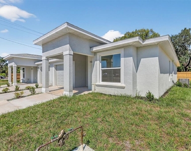 1505 8th Avenue E - Photo Thumbnail 3