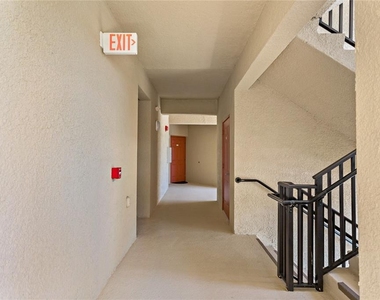 7015 River Hammock Drive - Photo Thumbnail 34
