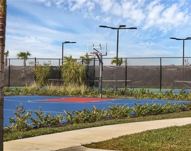 15716 Barefoot Beach Drive - Photo Thumbnail 54