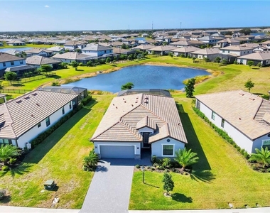 15716 Barefoot Beach Drive - Photo Thumbnail 3