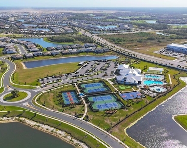 15716 Barefoot Beach Drive - Photo Thumbnail 32