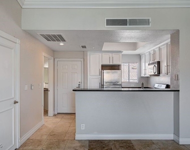 260 E Flamingo Road - Photo Thumbnail 1