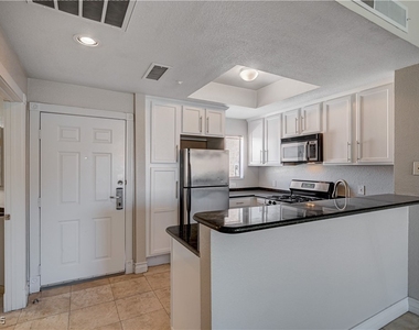 260 E Flamingo Road - Photo Thumbnail 2