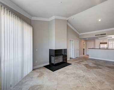 260 E Flamingo Road - Photo Thumbnail 8