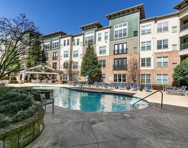 1000 Ashwood Parkway - Photo Thumbnail 18