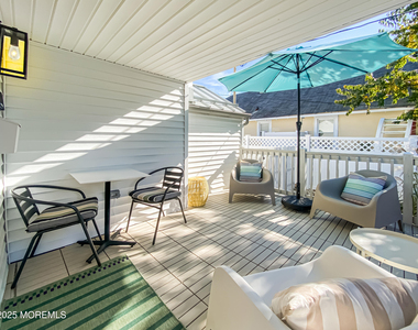 110 Curtis Place - Photo Thumbnail 21