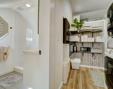 110 Curtis Place - Photo Thumbnail 13