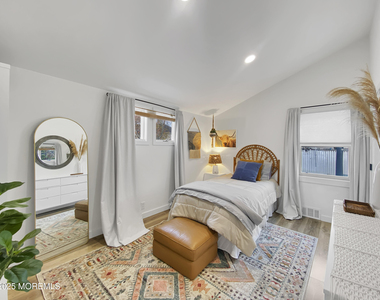 110 Curtis Place - Photo Thumbnail 9
