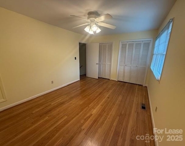 627 Cherry Street - Photo Thumbnail 9