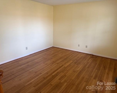627 Cherry Street - Photo Thumbnail 1